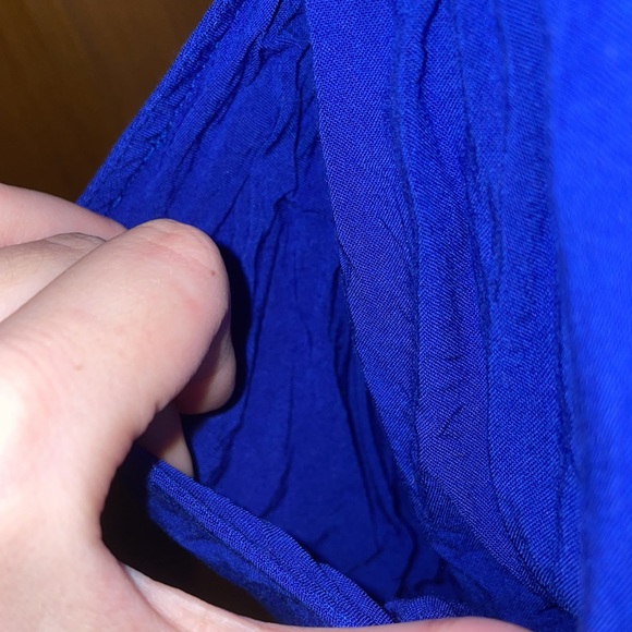 H&M navy blue romper with pockets and a cute back - Picture 8 of 9